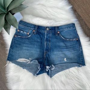 levi's back to your heart shorts